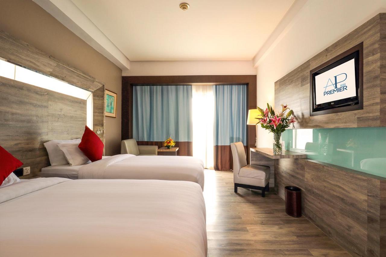 Ap Premier Batam Hotel Nagoya Luaran gambar