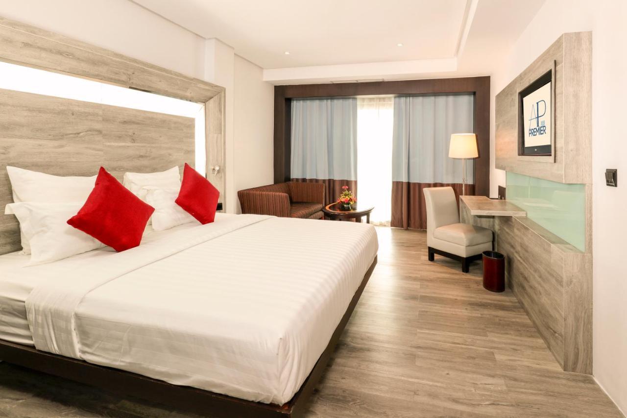 Ap Premier Batam Hotel Nagoya Luaran gambar