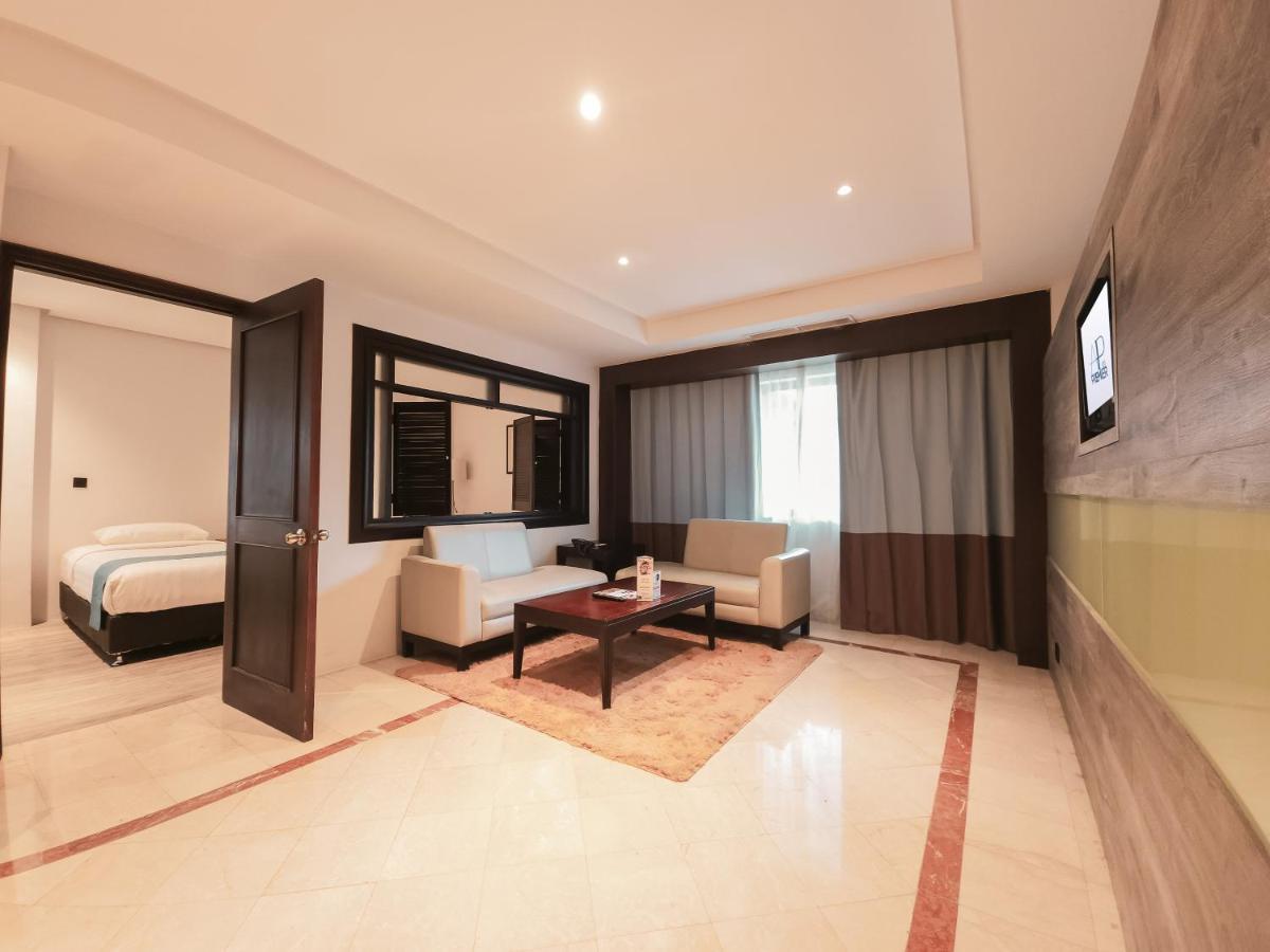 Ap Premier Batam Hotel Nagoya Luaran gambar