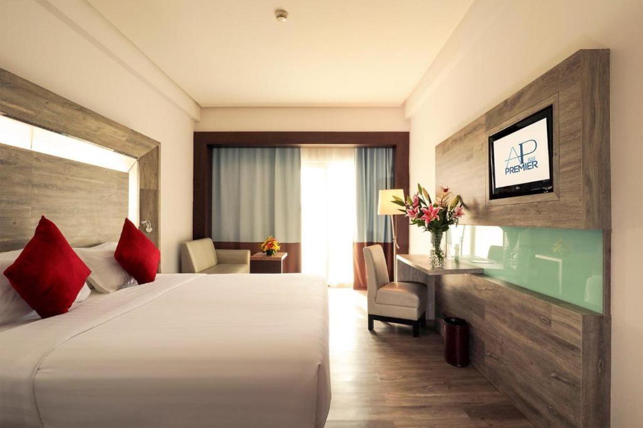 Ap Premier Batam Hotel Nagoya Luaran gambar